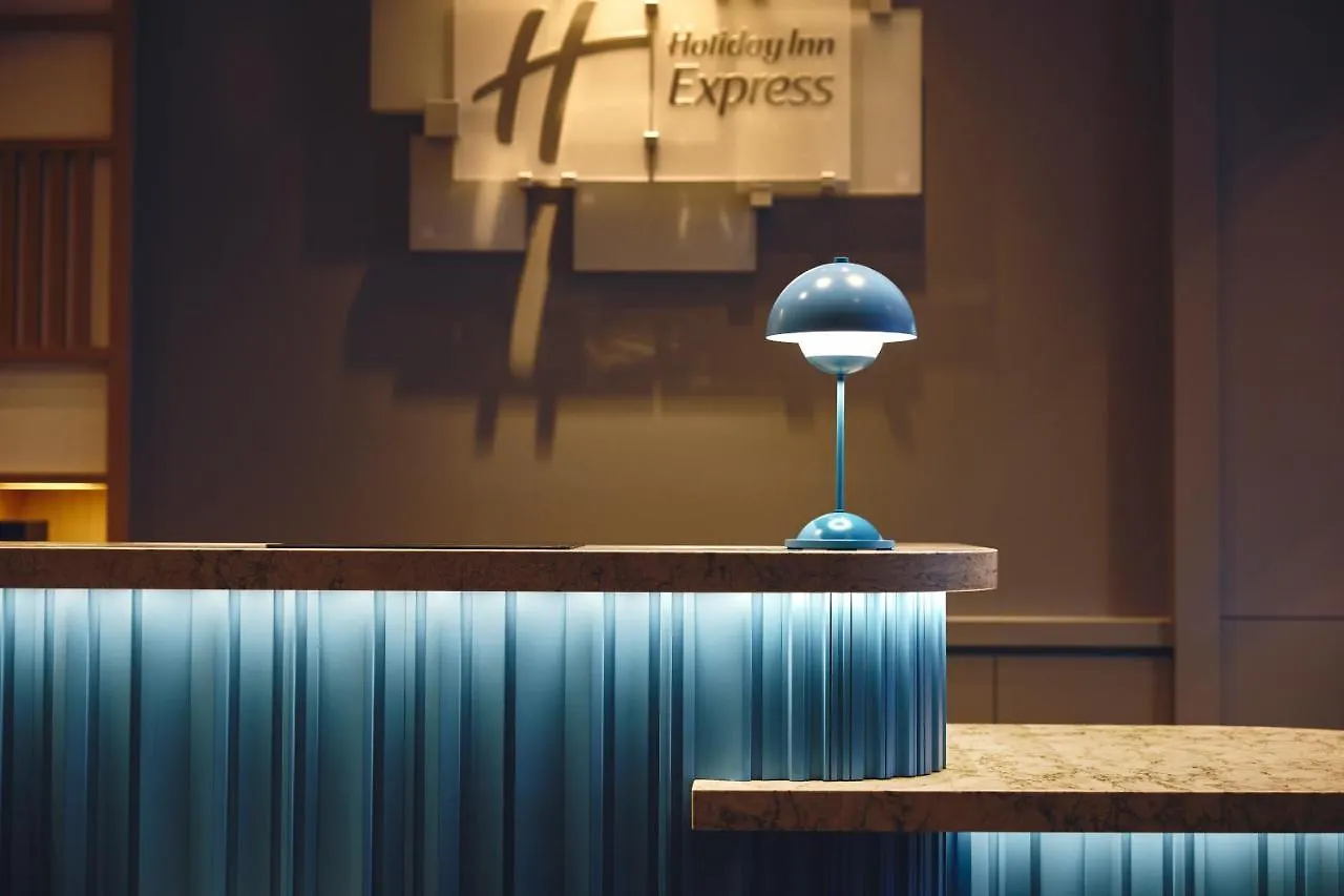 Hotel Holiday Inn Express Osaka City Centre- Midosuji By Ihg